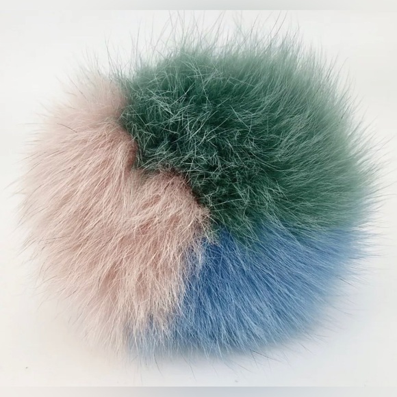 FENDI Tricolor Fox Fur Pom Pom Keychain/ Bag Charm 😍🔥 - Picture 5 of 10